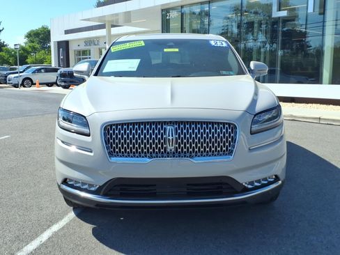Certified 2023 Lincoln Nautilus Reserve w/ Equipment Group 202A AWD/4WD image 8