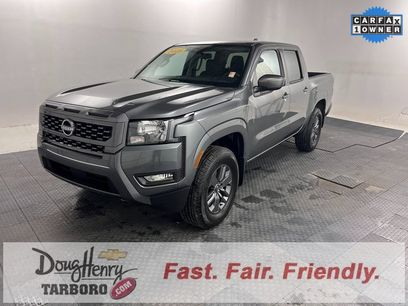 Used 2025 Nissan Frontier SV w/ SV Convenience Package