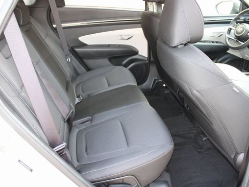 Used 2022 Hyundai Tucson SEL image 17