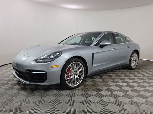 Used 2021 Porsche Panamera 4S AWD/4WD image 3
