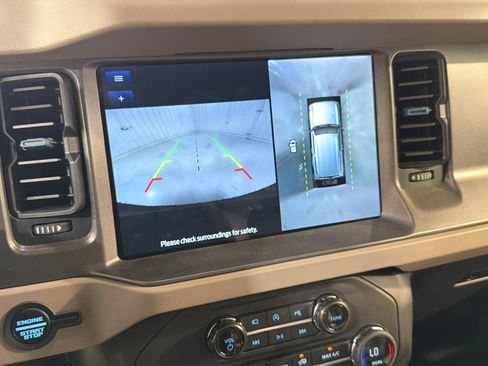 Used 2024 Ford Bronco Wildtrak AWD/4WD image 16