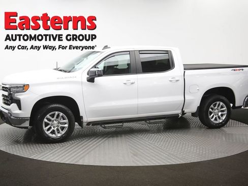 Used 2023 Chevrolet Silverado 1500 LT AWD/4WD image 59