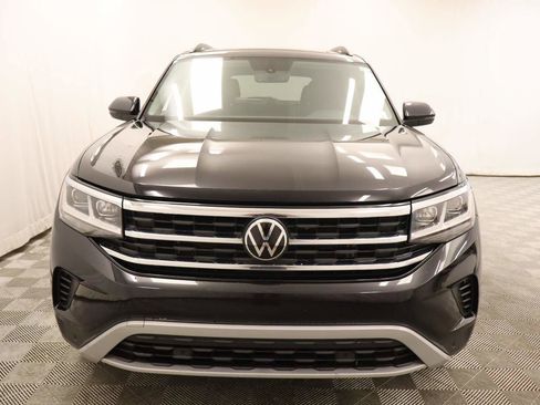 Used 2023 Volkswagen Atlas SE w/ Panoramic Sunroof Package image 4