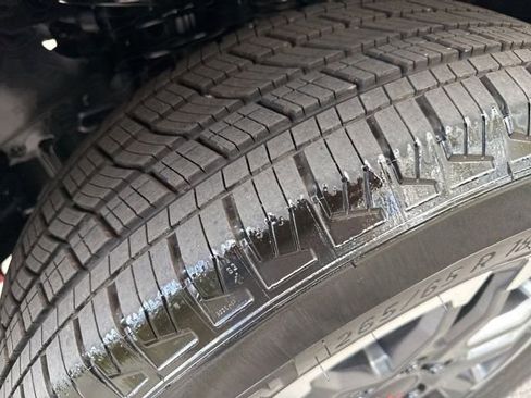 New 2025 Toyota Tacoma TRD Sport image 11