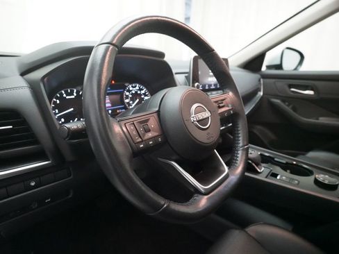 Used 2024 Nissan Rogue SV w/ SV Premium Package AWD/4WD image 8