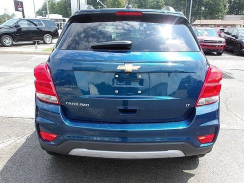 Used 2020 Chevrolet Trax LT w/ Driver Confidence Package AWD/4WD image 6