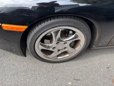 Used 1999 Porsche 911 Carrera RWD image 3