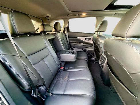 Used 2024 Nissan Murano SL FWD image 29
