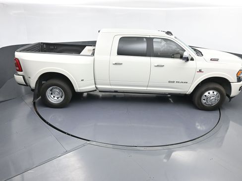 Used 2022 RAM 3500 Limited image 43