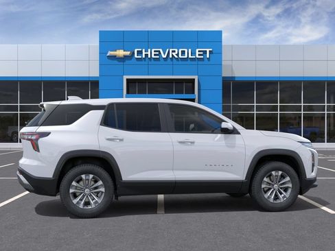New 2026 Chevrolet Equinox LT w/ LPO, Floor Liner Package FWD image 5