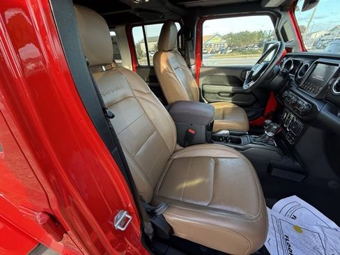 Used 2023 Jeep Wrangler Unlimited Sahara w/ Cold Weather Group image 12