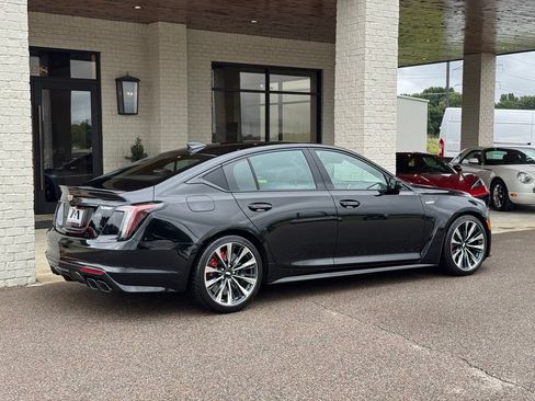 Used 2022 Cadillac CT5 V Blackwing RWD image 13