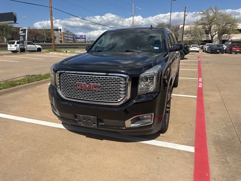 Used 2017 GMC Yukon XL Denali w/ Open Road Package image 11