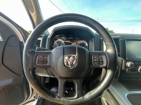 Used 2015 RAM 1500 Big Horn AWD/4WD image 18