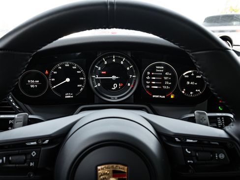 Used 2023 Porsche 911 Carrera T image 23