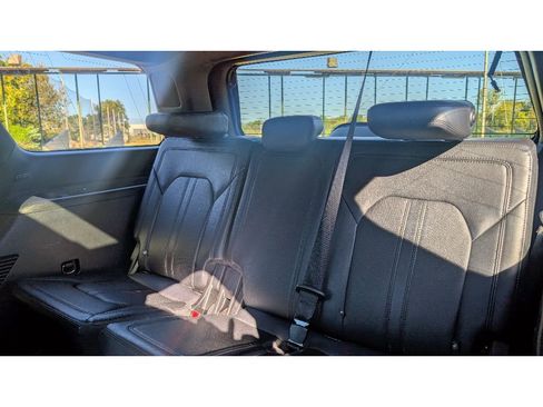 Used 2020 Ford Expedition Limited w/ Special Edition Package image 18