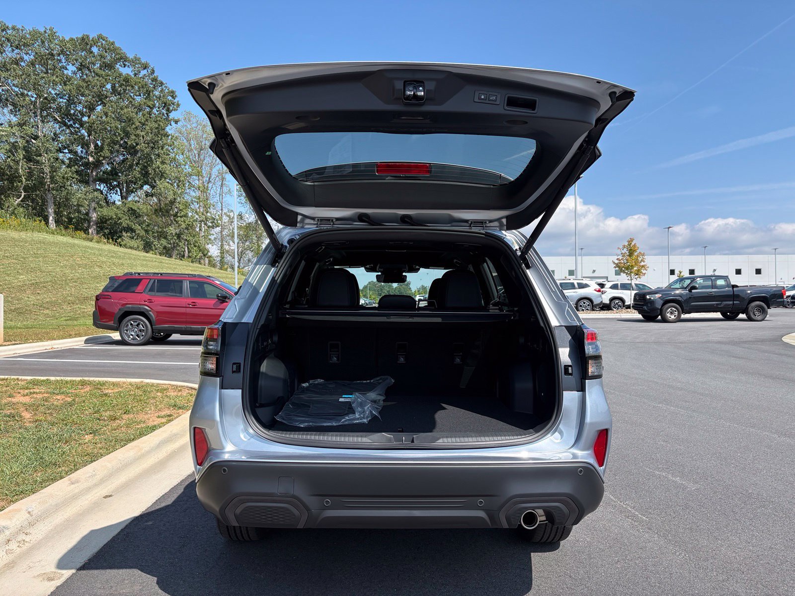 New 2026 Subaru Forester Premium AWD/4WD image 11