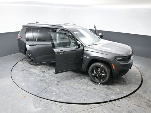 New 2025 Jeep Grand Cherokee L Limited image 56