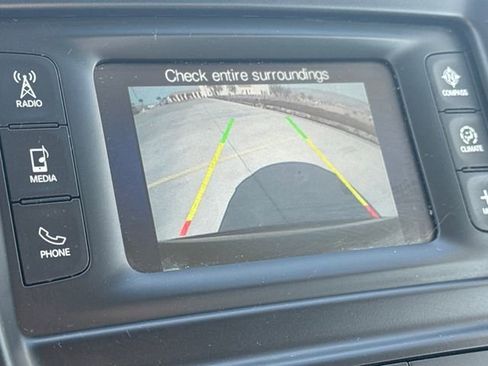 Used 2016 Chrysler 200 LX image 20