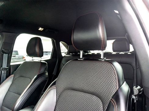 Used 2025 Ford Escape ST-Line image 13