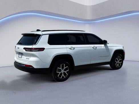 Used 2024 Jeep Grand Cherokee L Limited w/ Trailer Tow Package image 4