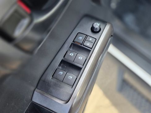 Used 2023 Toyota Tacoma SR5 RWD image 21