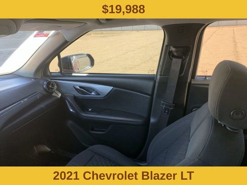 Certified 2021 Chevrolet Blazer LT FWD image 2