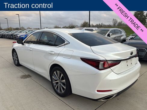 Used 2019 Lexus ES 350 w/ Premium Package image 7