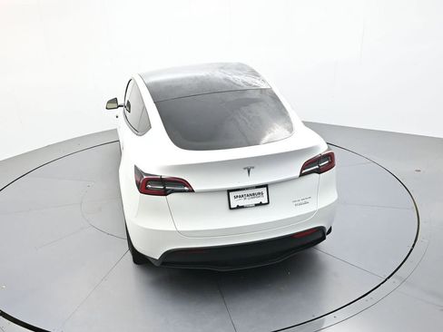 Used 2023 Tesla Model Y Long Range AWD/4WD image 26