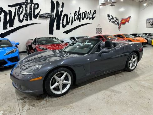 Used 2013 Chevrolet Corvette Convertible image 24