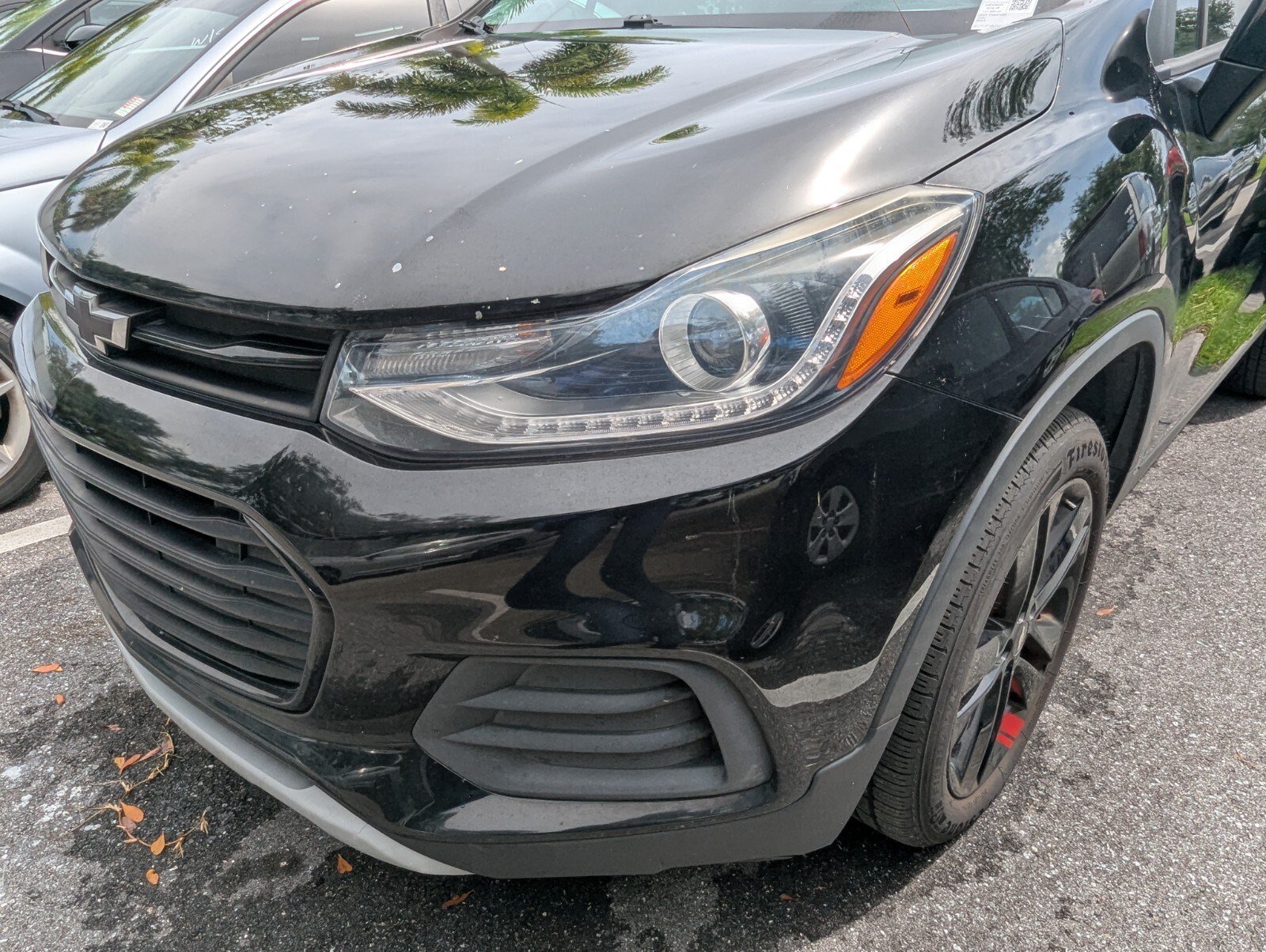 Used 2021 Chevrolet Trax LT w/ Redline Edition AWD/4WD image 8