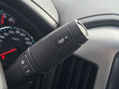 Used 2018 GMC Sierra 1500 SLE w/ SLE Value Package image 11