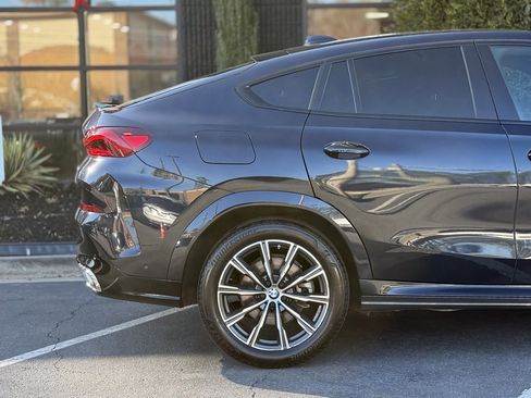 Used 2023 BMW X6 xDrive40i w/ M Sport Package image 21