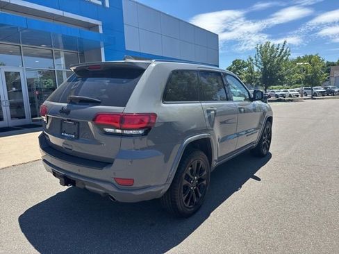 Used 2021 Jeep Grand Cherokee Laredo X AWD/4WD image 6