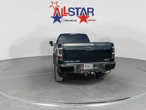 Used 2011 GMC Sierra 2500 Denali RWD image 6