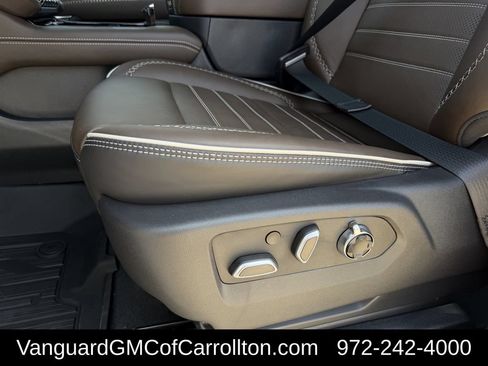 New 2026 GMC Yukon XL Denali Ultimate AWD/4WD image 24