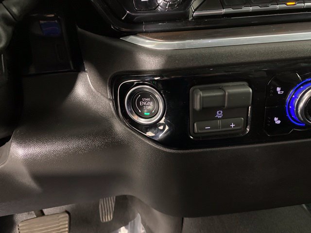 Used 2026 GMC Sierra 1500 SLT AWD/4WD image 27