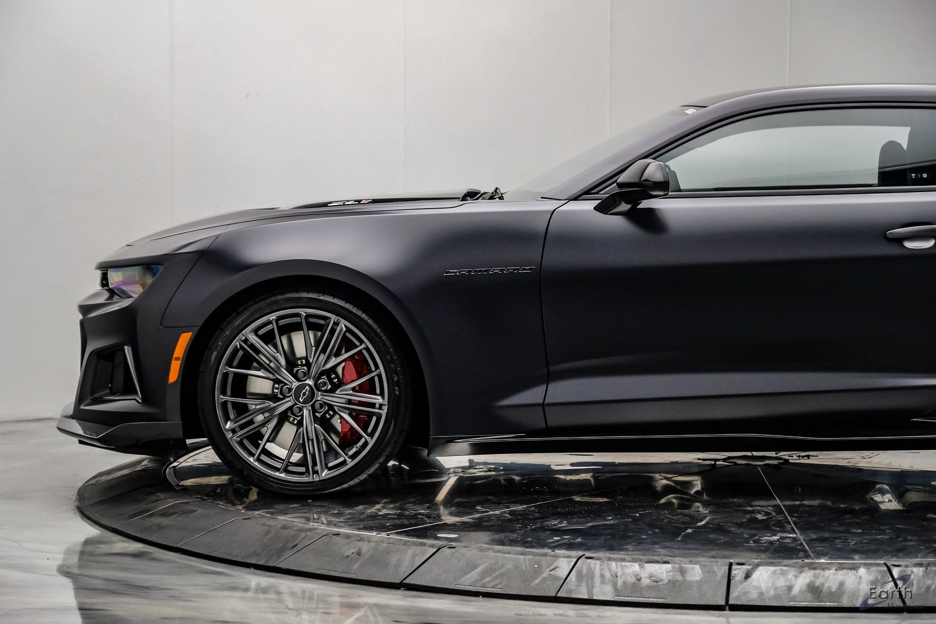 Used 2024 Chevrolet Camaro ZL1 RWD image 10