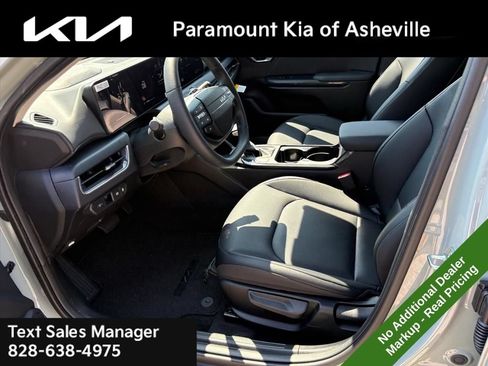 New 2026 Kia K4 EX FWD image 18
