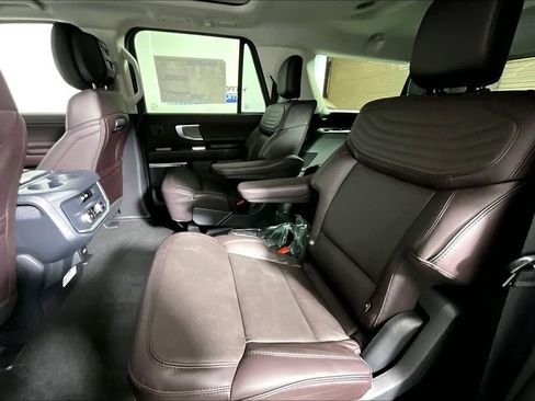 New 2026 Ford Expedition Max Platinum w/ Platinum Ultimate Package image 10