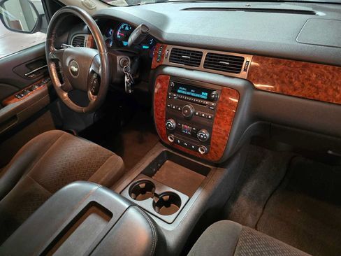 Used 2008 Chevrolet Tahoe LT w/ Convenience Package 1 AWD/4WD image 10