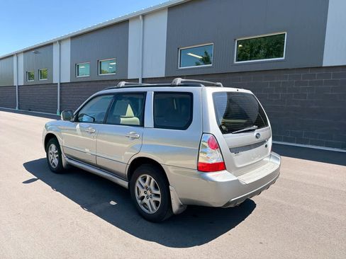 Used 2007 Subaru Forester 2.5X L.L. Bean AWD/4WD image 11