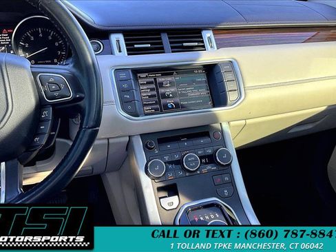 Used 2014 Land Rover Range Rover Evoque Prestige image 6
