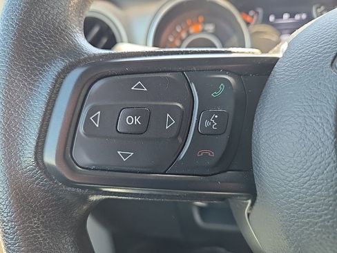 Used 2022 Jeep Wrangler Unlimited Sport AWD/4WD image 34
