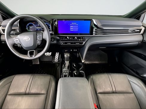Used 2025 Toyota Camry XSE FWD image 7