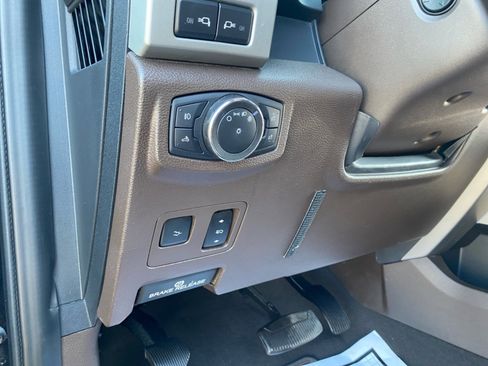 Used 2020 Ford F250 King Ranch w/ King Ranch Ultimate Package AWD/4WD image 23