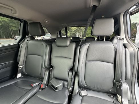 Used 2023 Honda Odyssey Touring image 9