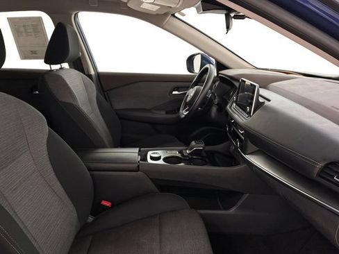 Used 2023 Nissan Rogue SV AWD/4WD image 14