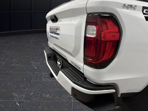 Used 2024 GMC Canyon Elevation w/ Convenience Package image 33