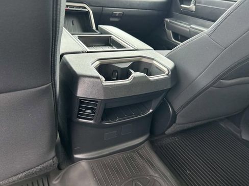 Used 2022 Toyota Tundra SR5 w/ SR5 Convenience Package image 17